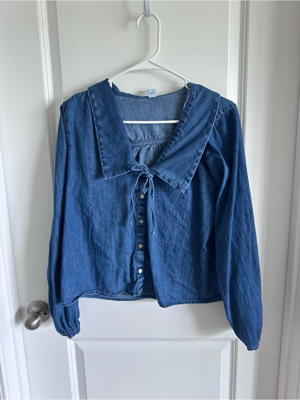 Old Navy Blue Denim Tie-Front Button-Down Blouse